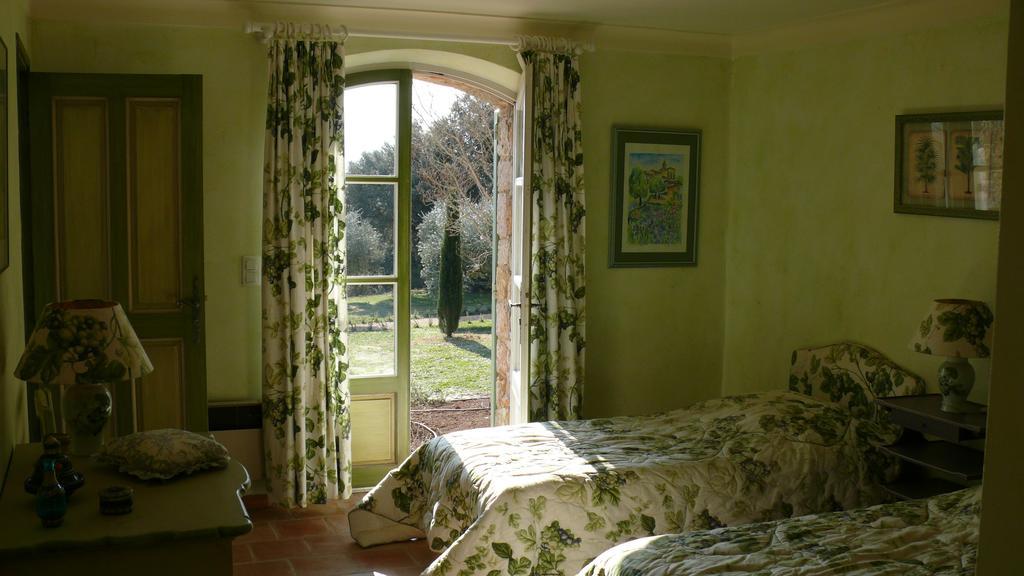 Les Bastides De L'Auviduery Villa Moissac-Bellevue Ruang foto